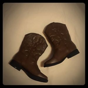 Cowgirl/boy boots